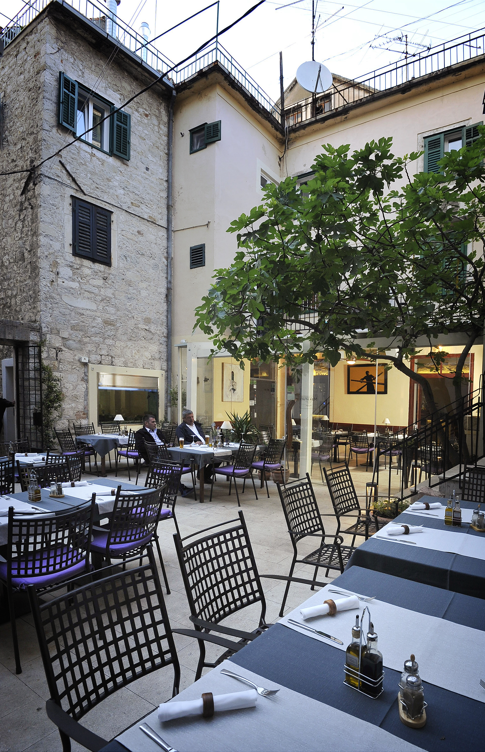 Split, 280416
Novo otvoreni restoran Makarun u strogom centru Splita.
Foto: Paun Paunovic / CROPIX