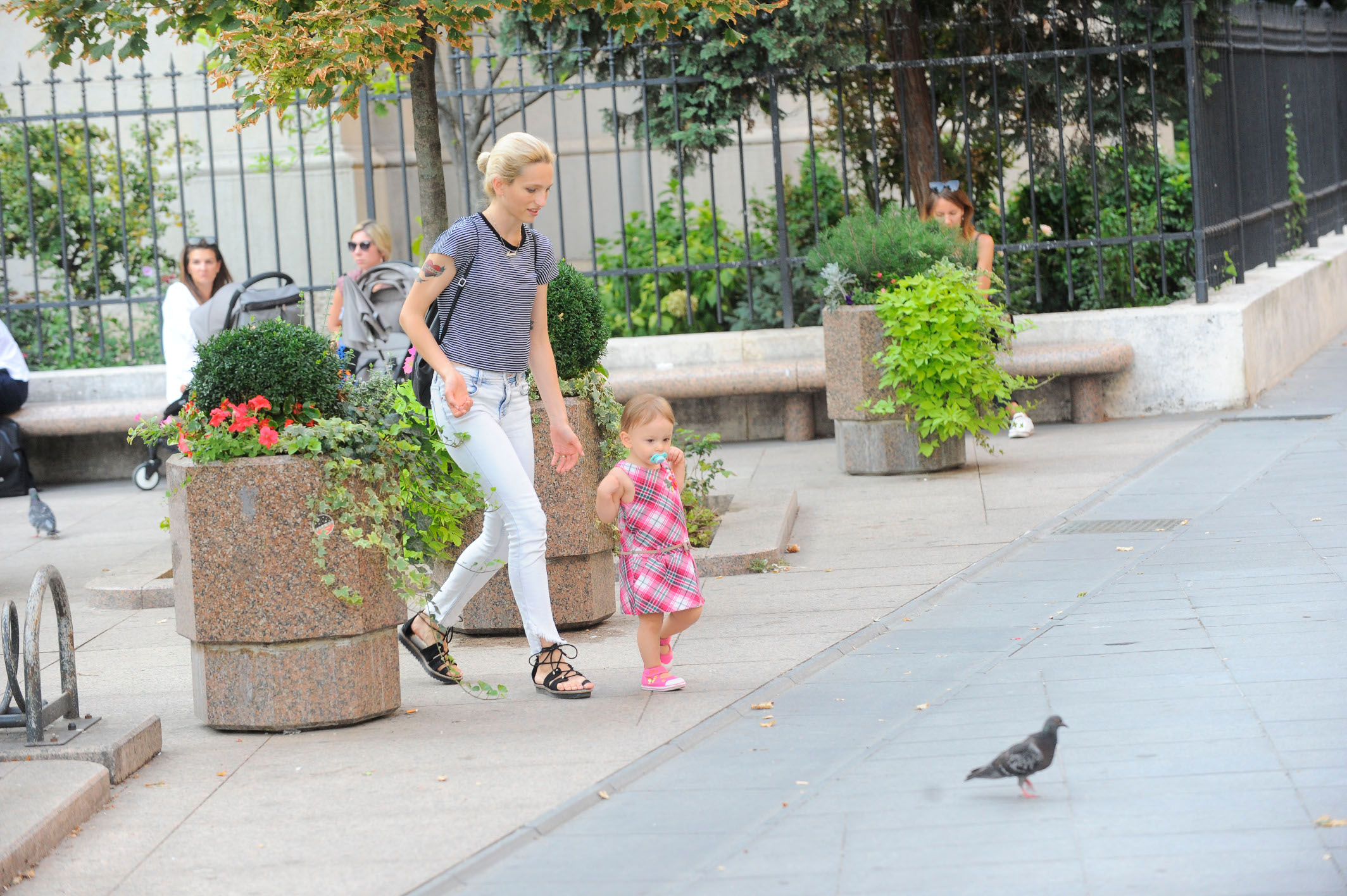 Spica / Zagreb 23.08.2018. / foto: Davor Matota / Aljosa Seric i Antonia Matkovic Seric i kcer Luna