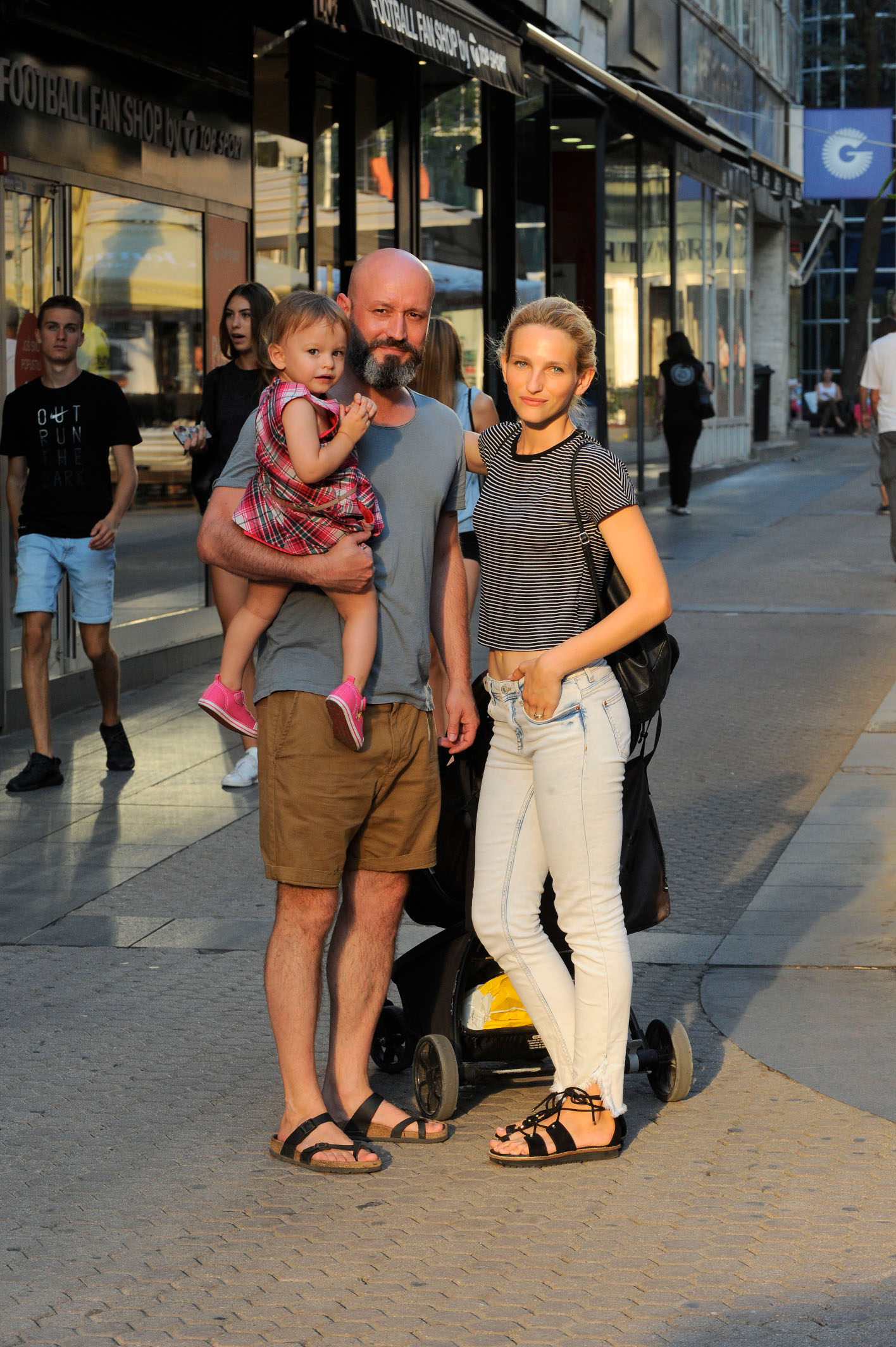 Spica / Zagreb 23.08.2018. / foto: Davor Matota / Aljosa Seric i Antonia Matkovic Seric i kcer Luna