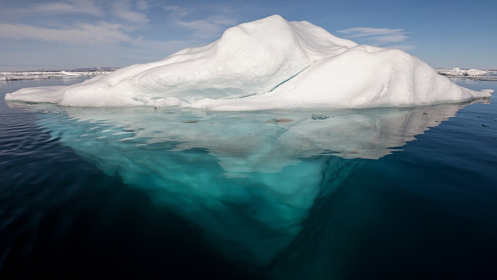 Iceberg-in-the-Arctic