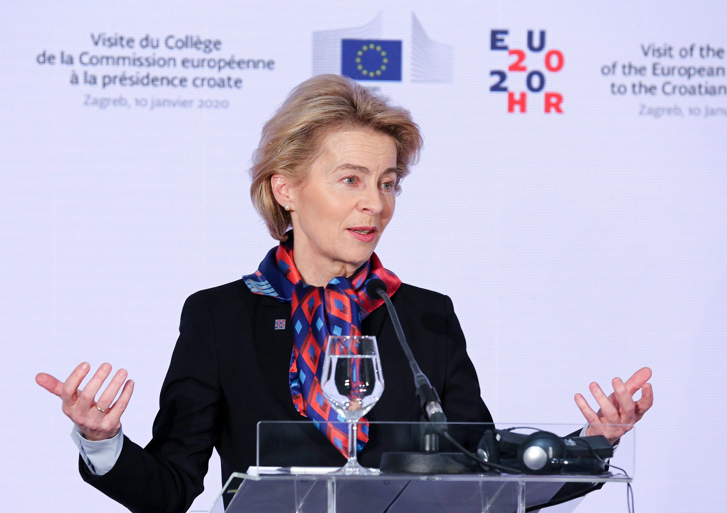 Ursula von der Leyen, predsjednica Europske komisije tijekom konferencije za medije u NSK