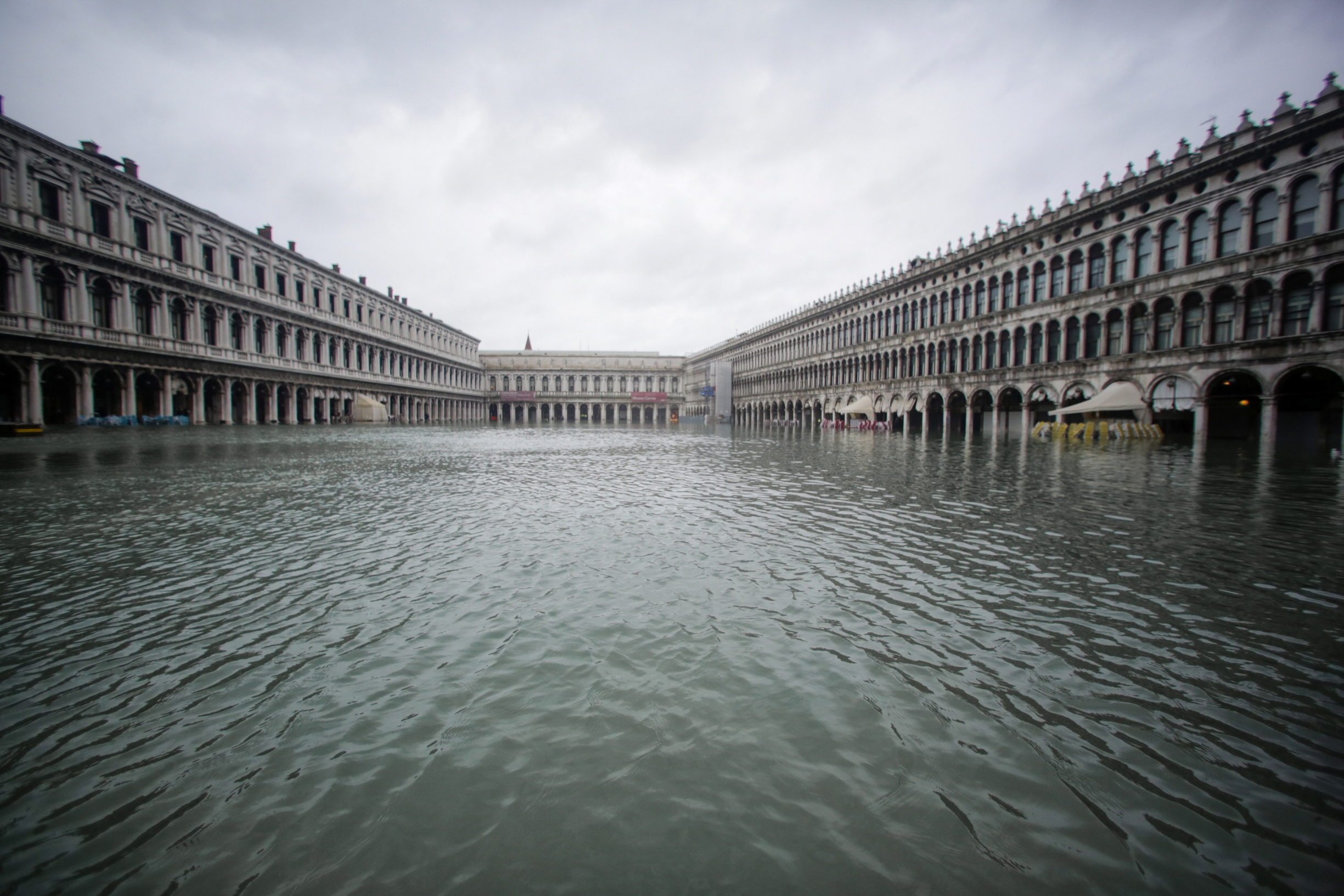 Flood in Venice, a view of St. Mark square ,Venice, ITALY-17-11-2019, Image: 483513040, License: Rights-managed, Restrictions: UK and ITALY OUT - Fee Payable Upon Reproduction - For queries contact Avalon.red - sales@avalon.red London: +44 (0) 20 7421 6000 Los Angeles: +1 (310) 822 0419 Berlin: +49 (0) 30 76 212 251, Model Release: no, Credit line: Avalon.red / Avalon Editorial / Profimedia