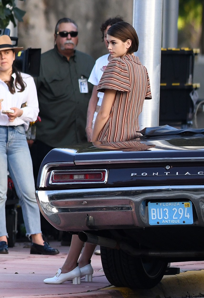Model Kaia Gerber looks happy as she poses with a classic car during a photoshoot in Miami.
13 Jan 2020, Image: 492593733, License: Rights-managed, Restrictions: World Rights, Model Release: no, Credit line: MEGA / Mega Agency / Profimedia