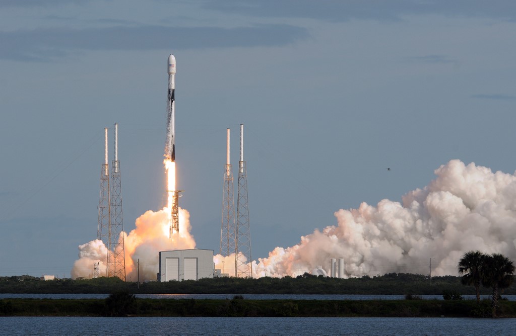 A SpaceX Falcon 9 rocket lifts off from Cape Canaveral Air Force Station carrying 60 Starlink satellites on November 11, 2019 in Cape Canaveral, Florida. The Starlink constellation will eventually consist of thousands of satellites designed to provide world wide high-speed internet service.  (Photo by Paul Hennessy/NurPhoto)