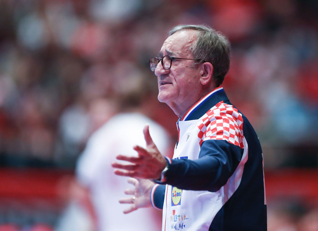 VIENNA, AUSTRIA - JANUARY 20: Lino Červar, head coach of Croatia gestures during the Men's EHF EURO 2020 main round group I match between Croatia and Czech Republic at Wiener Stadthalle on January 20, 2020 in Vienna, Austria. (Photo by Martin Rose/Bongarts/Getty Images)