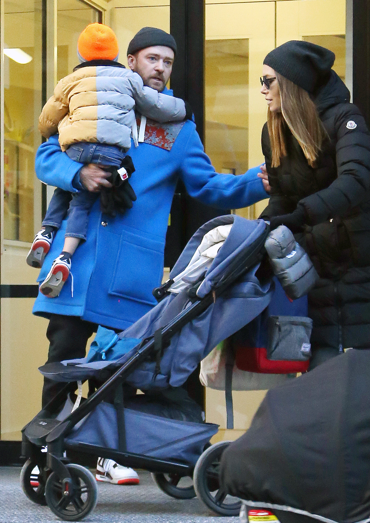 01/21/2020 EXCLUSIVE: Justin Timberlake and Jessica Biel step out as a family in New York City. The duo shared a kiss despite some reported turbulence in the relationship. Biel wore a beanie, Moncler puffer, ripped jeans, and Nike trainers. Timberlake sported a beanie, blue jacket, and Nike Air Jordans. 



 **VIDEO AVAILABLE**, Image: 494040998, License: Rights-managed, Restrictions: Exclusive NO usage without agreed price and terms. Please contact sales@theimagedirect.com, Model Release: no, Credit line: TheImageDirect.com / The Image Direct / Profimedia