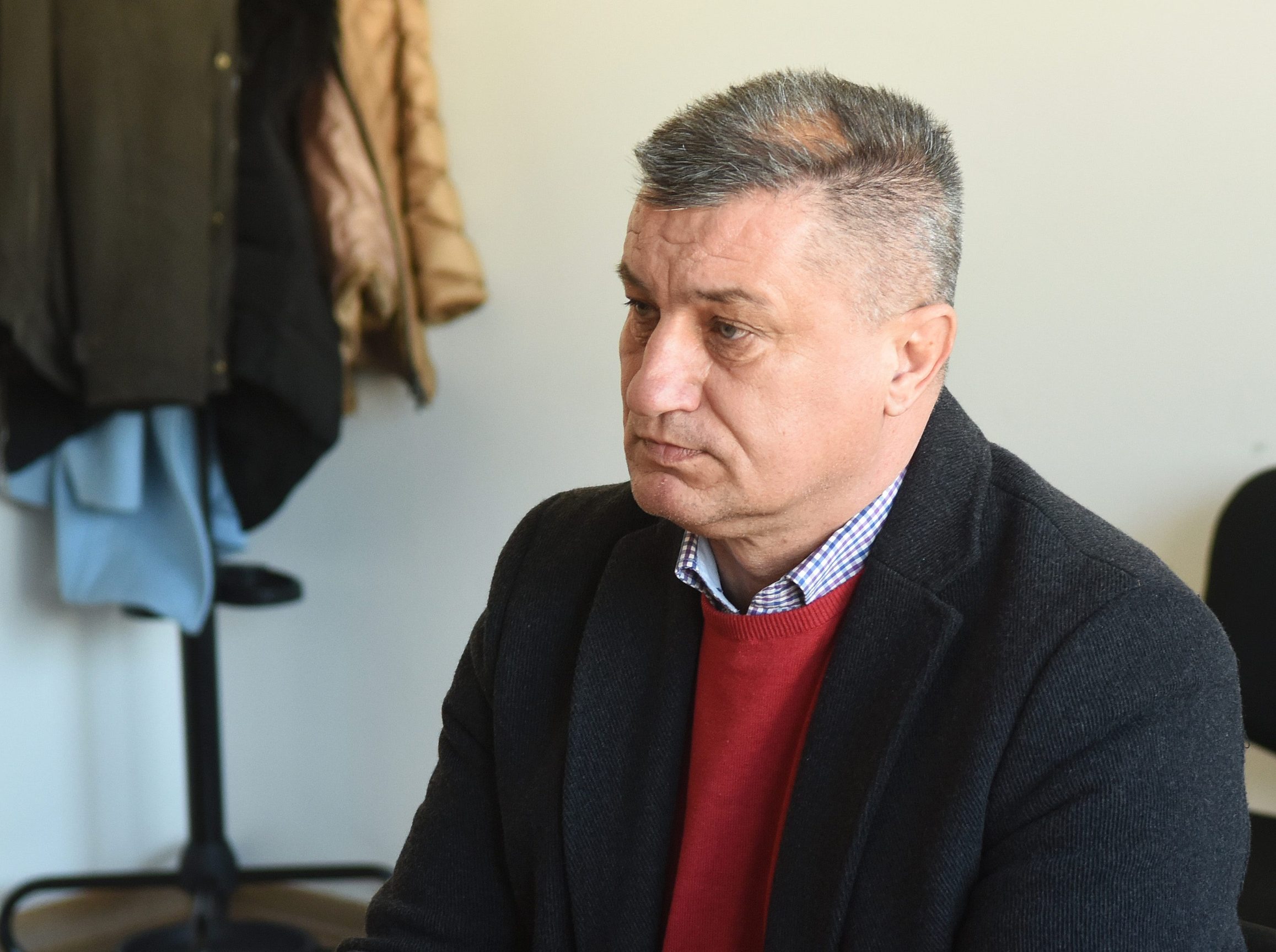 Načelnik općine Lasinja Željko Prigorac kao kandidat HDZ-a u dva je navrata osvojio načelnički mandat, ali je u međuvremenu istupio iz stranke