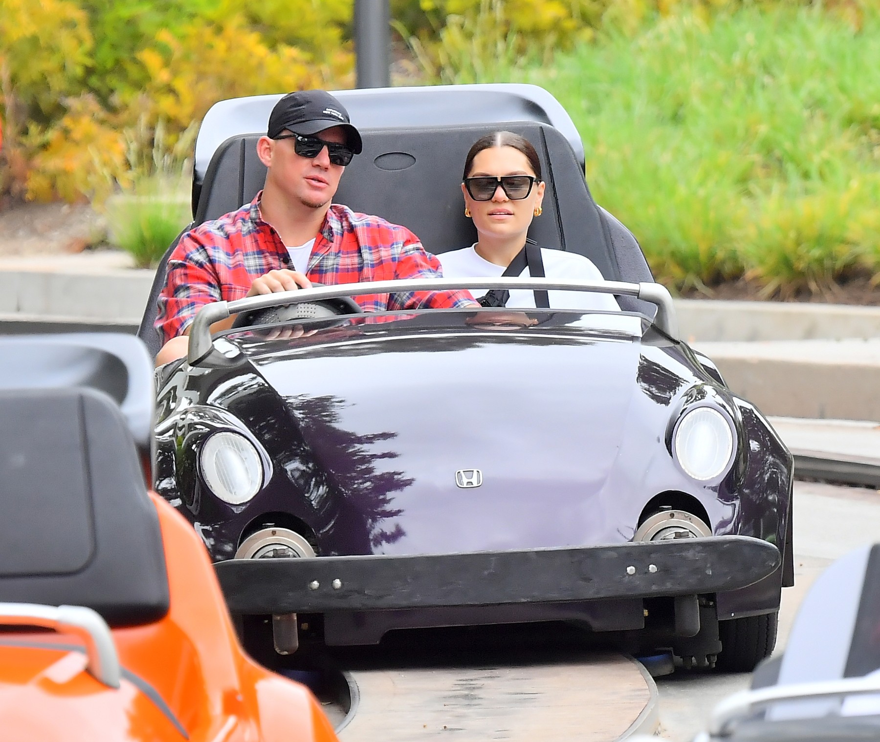** EXCLUSIVE PREMIUM RATES APPLY **   Channing Tatum and Jessie J look completely in love as they pack on endless PDA while on a date at the happiest place on earth, Disneyland. The happy couple, who were joined by a VIP tour guide as they spent the day at Disneyland. They were seen riding many of  the park's rides including the Matterhorn, Autopia and Space Mountain. They were seen constantly holding each other as they made their way through the park. 
At one point Jesse was seen giving Channing's nose a playful honk. 
They looked adorable as they rode the Autopia ride together.
15 May 2019, Image: 433811695, License: Rights-managed, Restrictions: World Rights, Model Release: no, Credit line: Marksman/ Snorlax / MEGA / The Mega Agency / Profimedia