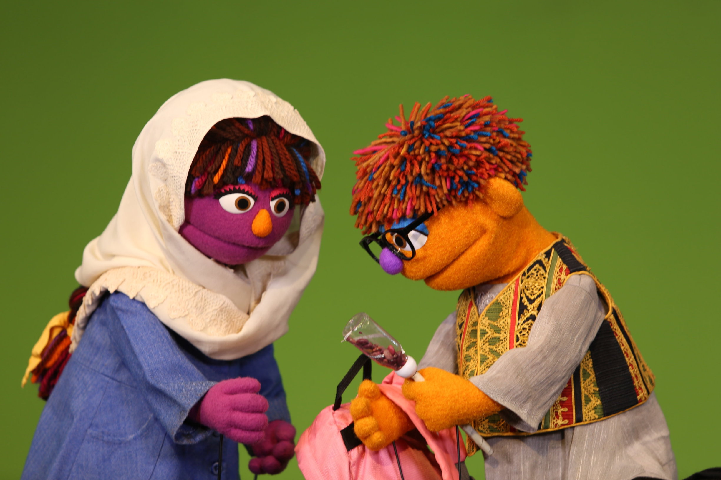 HANDOUT - Sirak, the new boy in the Afghani Sesame Street, photographed at his first appearance in the show 'Bache Simsim', the Afghani name of the Sesame Street, in Kabul, Afghanistan, 2 July 2017. Next to the confident character Sari, Sirak is the second local figure in the children's TV show in Afghanistan. Sirak is the small brother of Sari. Photo: Lapis Sesame Workshop/dpa