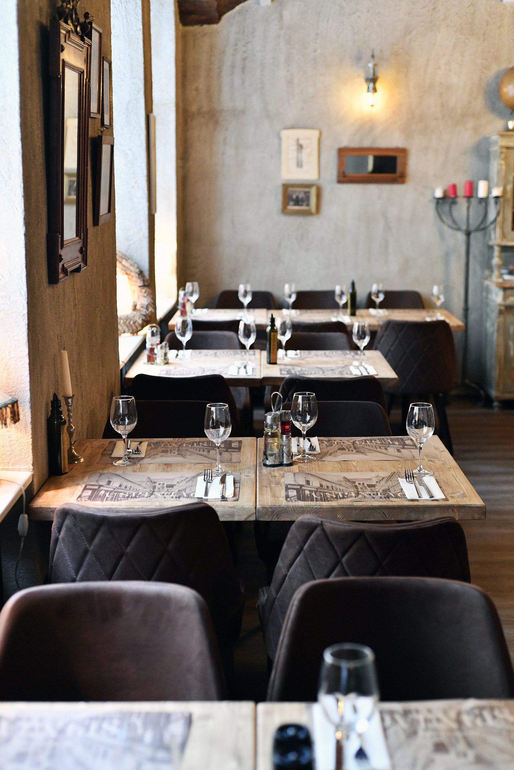 Zagreb, 160120.
Restoran Uspinjaca u Tomicevoj ulici.
Na fotografiji: interijer restorana.
Foto: Boris Kovacev / CROPIX
