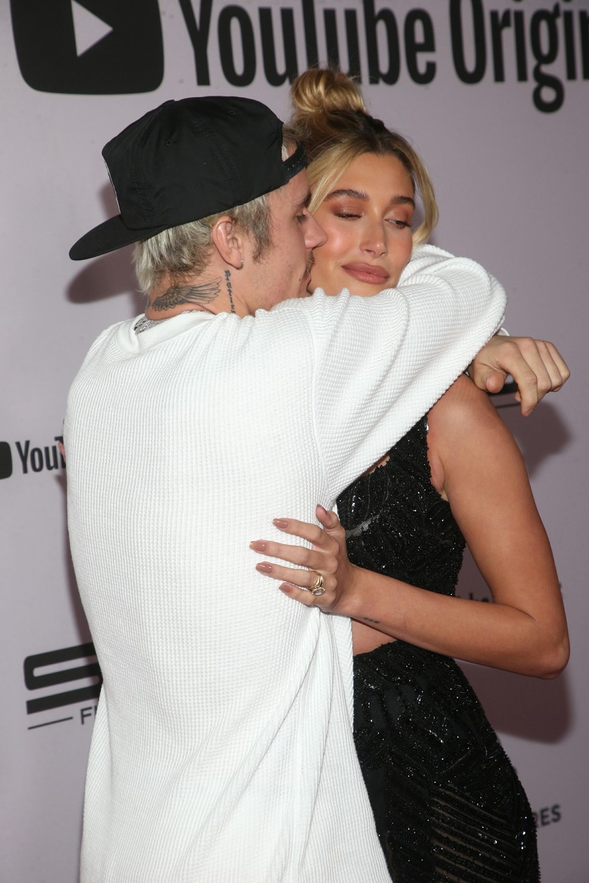 , Los Angeles, CA - 20200127 Celebrities attend the Justin Bieber: Seasons Premiere at the Regency Bruin Theater.

-PICTURED: Justin Bieber, Hailey Baldwin
-, Image: 495176182, License: Rights-managed, Restrictions: , Model Release: no, Credit line: Media Punch/INSTARimages.com / INSTAR Images / Profimedia