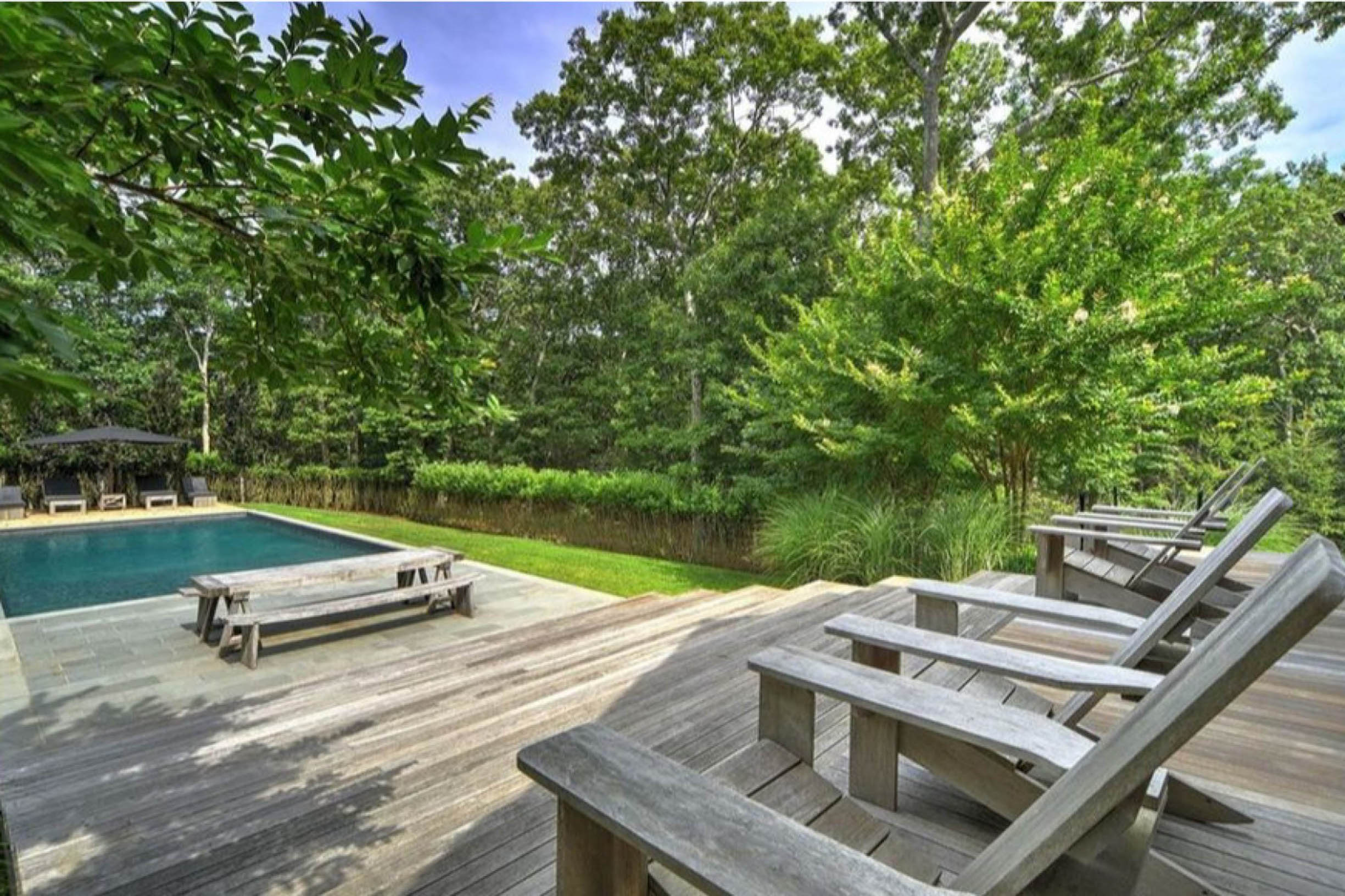 3-1-2020

Actress Ellen Pompeo has sold her home in Sag Harbor, New York for .995 million. Built in 2013 and designed by Pompeo herself, there are 2,400 square feet of living space, with five bedrooms and four bathrooms. The house sits on eight acres of land. 

Pictured: Ellen Pompeo's house, Image: 490779340, License: Rights-managed, Restrictions: , Model Release: no, Credit line: REALTOR / Planet / Profimedia