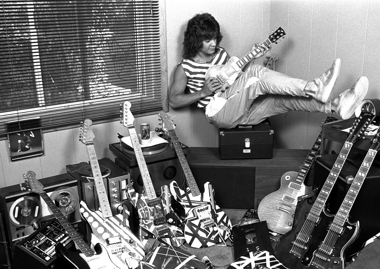 Los Angeles, CA  - Eddie Van Halen Has Passed Away at 65 from Cancer.

BACKGRID USA 6 OCTOBER 2020,Image: 561779283, License: Rights-managed, Restrictions: , Model Release: no, Credit line: MediaPunch / BACKGRID / Backgrid USA / Profimedia