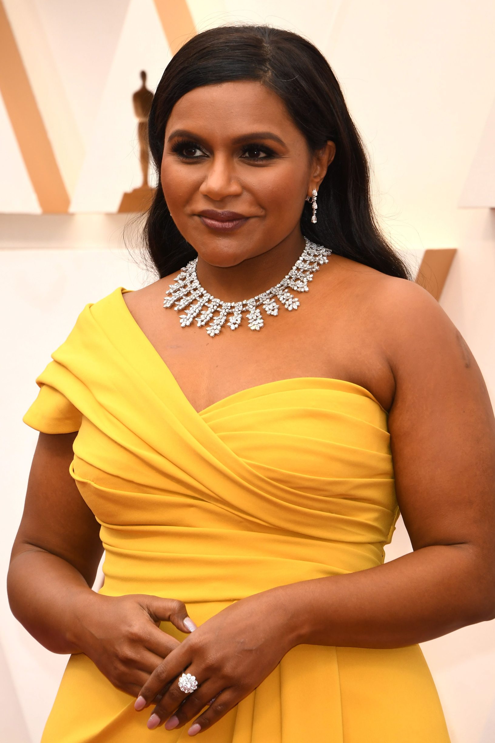 US actress Mindy Kaling arrives for the 92nd Oscars at the Dolby Theatre in Hollywood, California on February 9, 2020. (Photo by Robyn Beck / AFP)