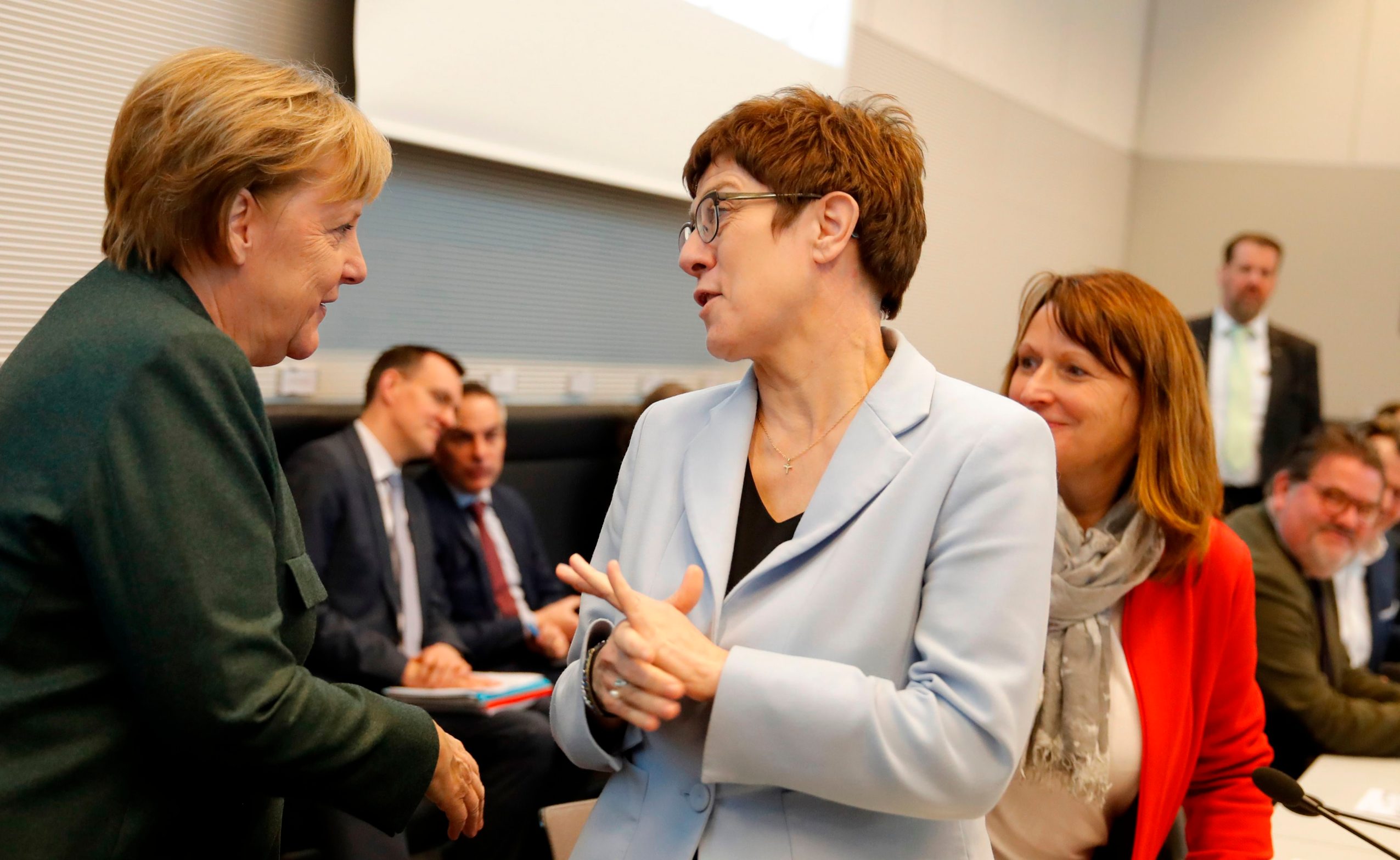 Angela Merkel i Annegret Kramp-Karrenbauer