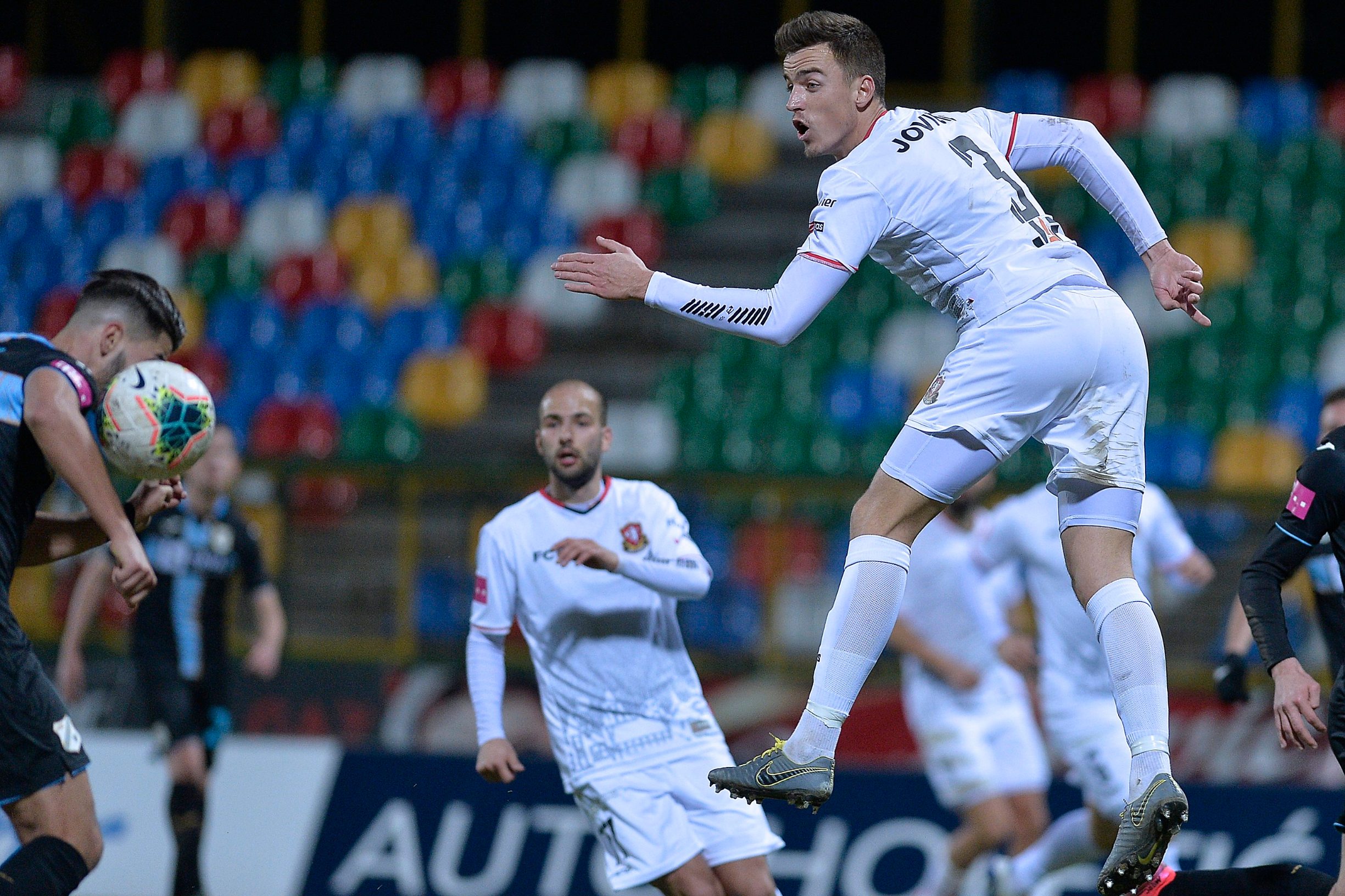 Velika Gorica, 160220. 
Stadion Velika Gorica.
Hrvatski Telekom Prva liga, 1.HNL, 22. kolo, seniori, utakmica : HNK Gorica - HNK Rijeka S.D.D..
Na fotografiji:   Antonio Colak ruka, Aleksandar Jovicic.
Foto: Damir Krajac / CROPIX
 