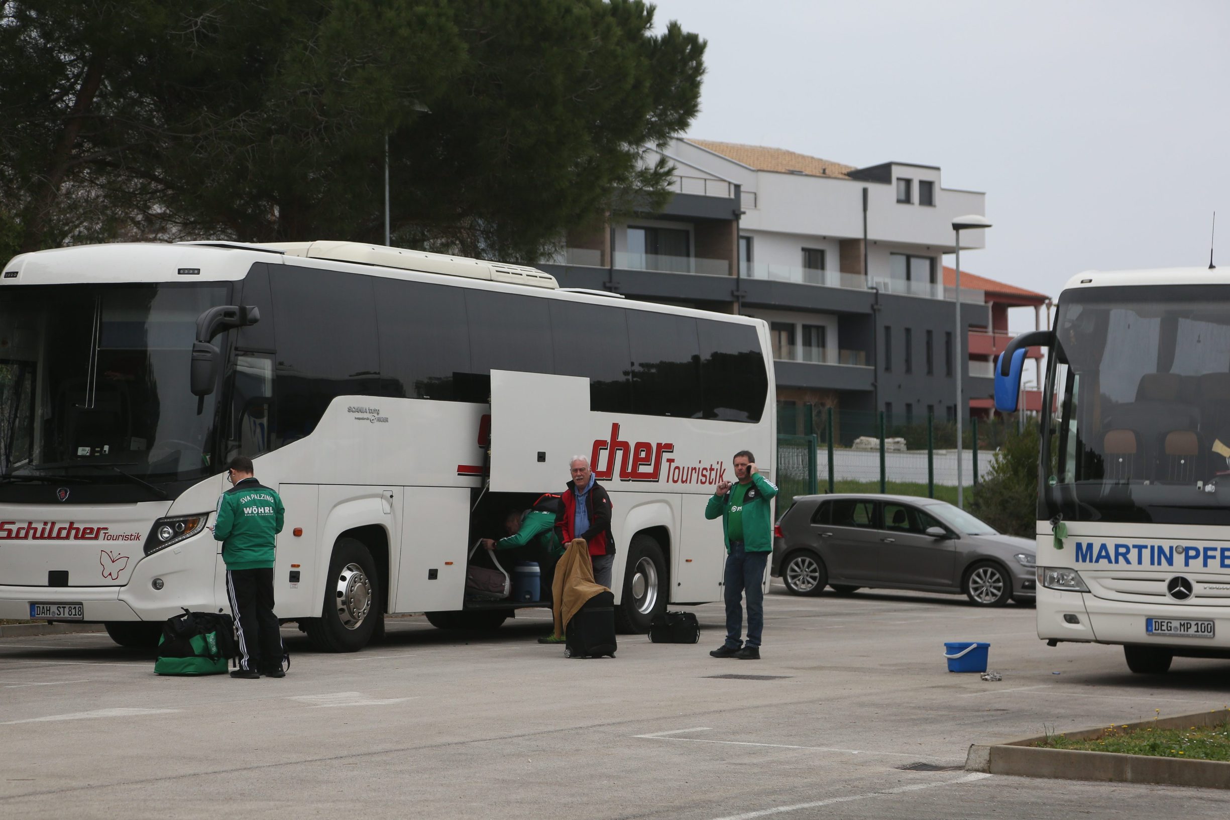 Medulin, 130320.
Sportasi koji su dosli iz drugih zemalja Europe na pripreme u Medulin, po najnovijim zakljuccima Kriznog stozera istarske zupanije, morat ce napustiti nasu zemlju.
Foto: Goran Sebelic / CROPIX