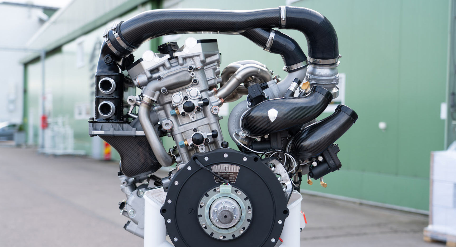 Koenigsegg-Gemera-engine-1