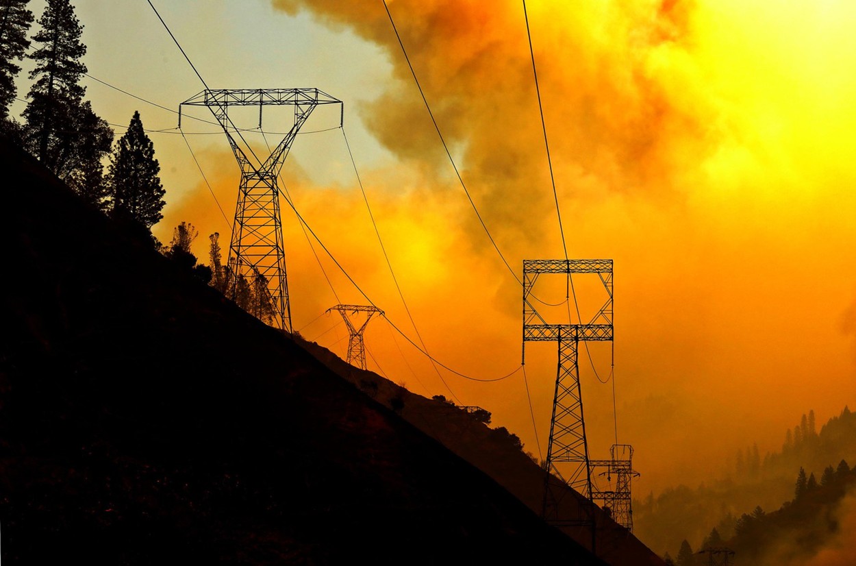 Američka komunalna tvrtka PG&E priznala je da je kriva za smrt gotovo 100 ljudi i požare koji su opustošili kalifornijski grad Paradise u 2018.