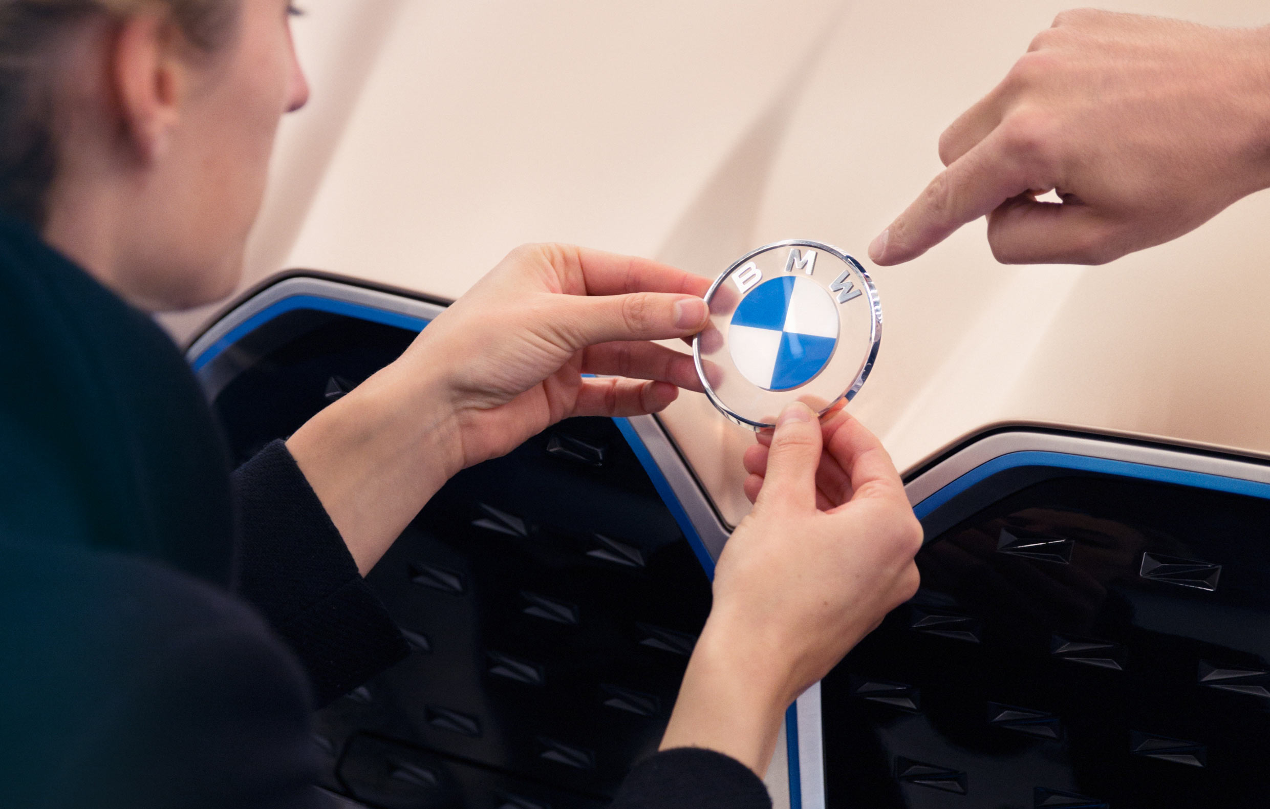 BMW-Logo-4