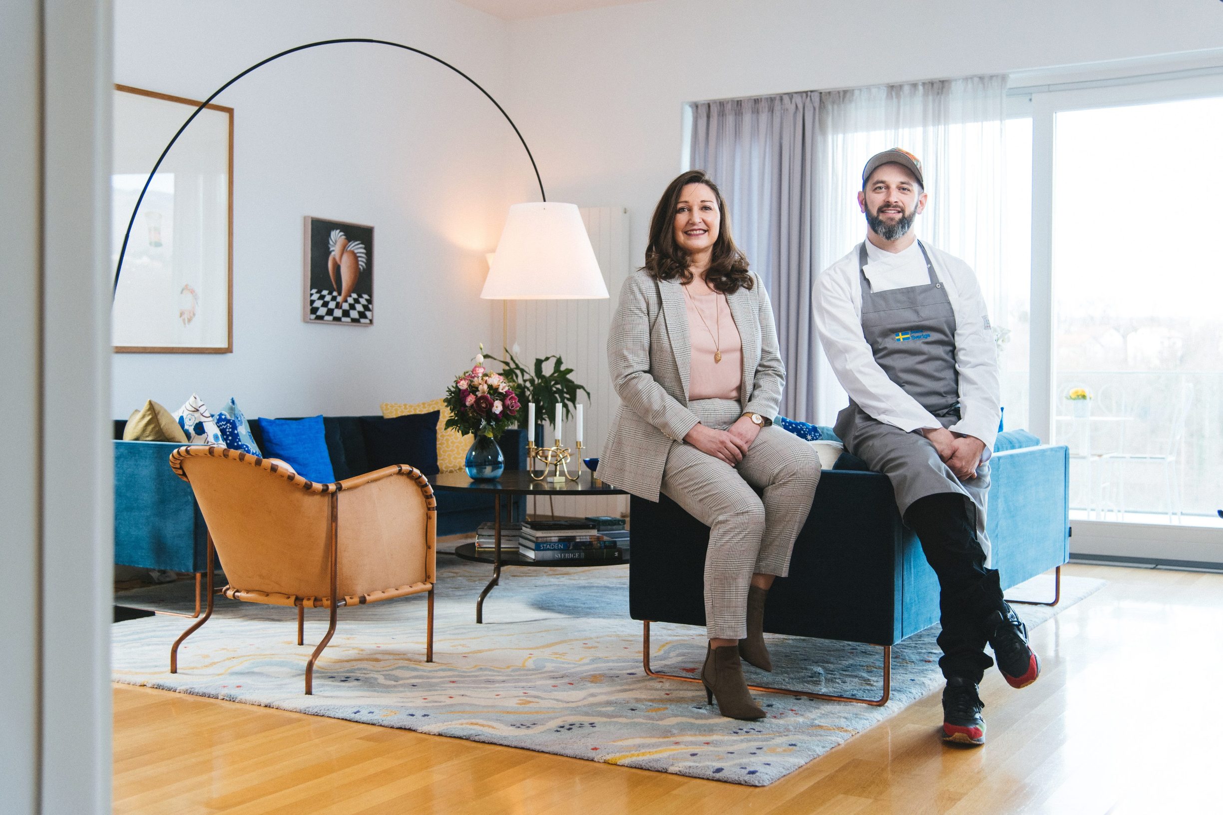 Zagreb, 220220.
Kuhar Igor Gudac pripremio je nekoliko jela za uzvanike svedske ambasade.
Na fotografiji: ambasadorica Diana Madunic i kuhar Igor Gudac.
Foto: Marko Miscevic / CROPIX