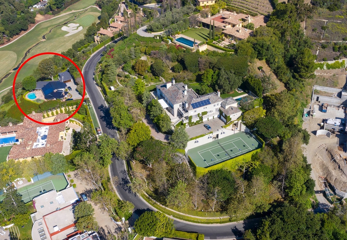 *EXCLUSIVE* Bel Air, CA  - These are the six Bel Air properties, worth in excess of USmillion, that tech billionaire Elon Musk has vowed to sell off in a series of jaw-dropping Tweets. The properties include the former home of comedian Gene Wilder which Elon said in a Tweet must be preserved by its next owner, even though these pics show Elon has installed solar panels on its roof.

BACKGRID USA 2 MAY 2020, Image: 517429382, License: Rights-managed, Restrictions: , Model Release: no, Credit line: BACKGRID / Backgrid USA / Profimedia