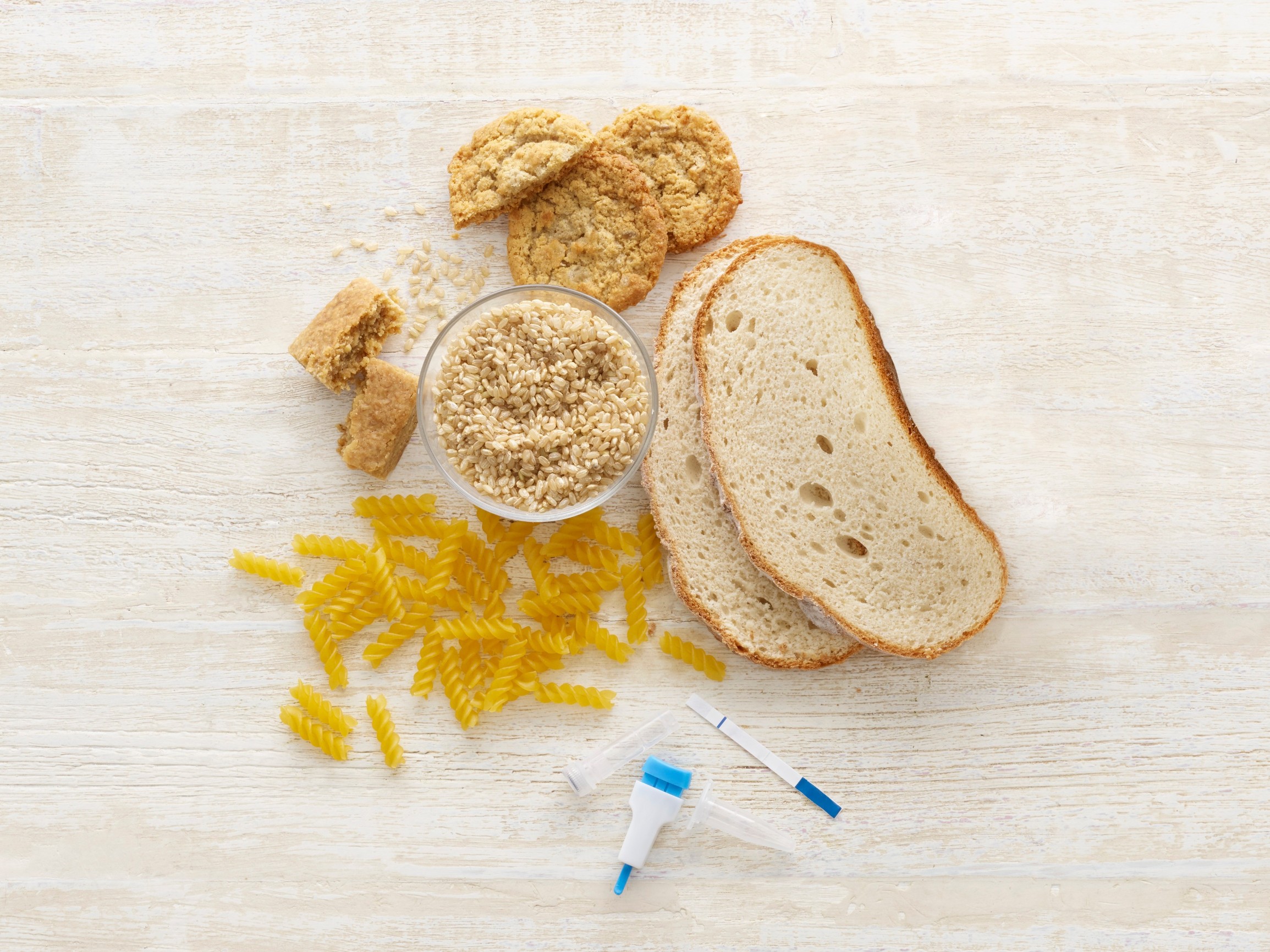 Bread and pasta with celiac test equipment, studio shot., Image: 385290453, License: Royalty-free, Restrictions: , Model Release: no, Credit line: SCIENCE PHOTO LIBRARY / Sciencephoto / Profimedia