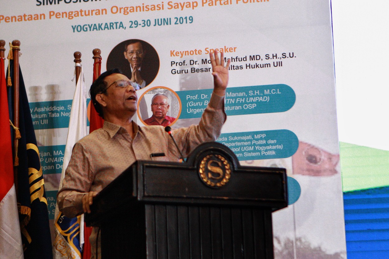 Former Chairperson of the Constitutional Court of the Republic of Indonesia Prof. Dr. Moh. Mahfud MD SH became a keynote speaker at the National Seminar organized by the Islamic University of Indonesia at the Sheraton Hotel in Yogyakarta, Indonesia, June 29, 2019. This National Seminar discussed the legal arrangement after 2019 Presidential Election and Determination between Joko Widodo and Prabowo Subianto., Image: 452440782, License: Rights-managed, Restrictions: *** World Rights ***, Model Release: no, Credit line: INA Photo Agency / ddp USA / Profimedia