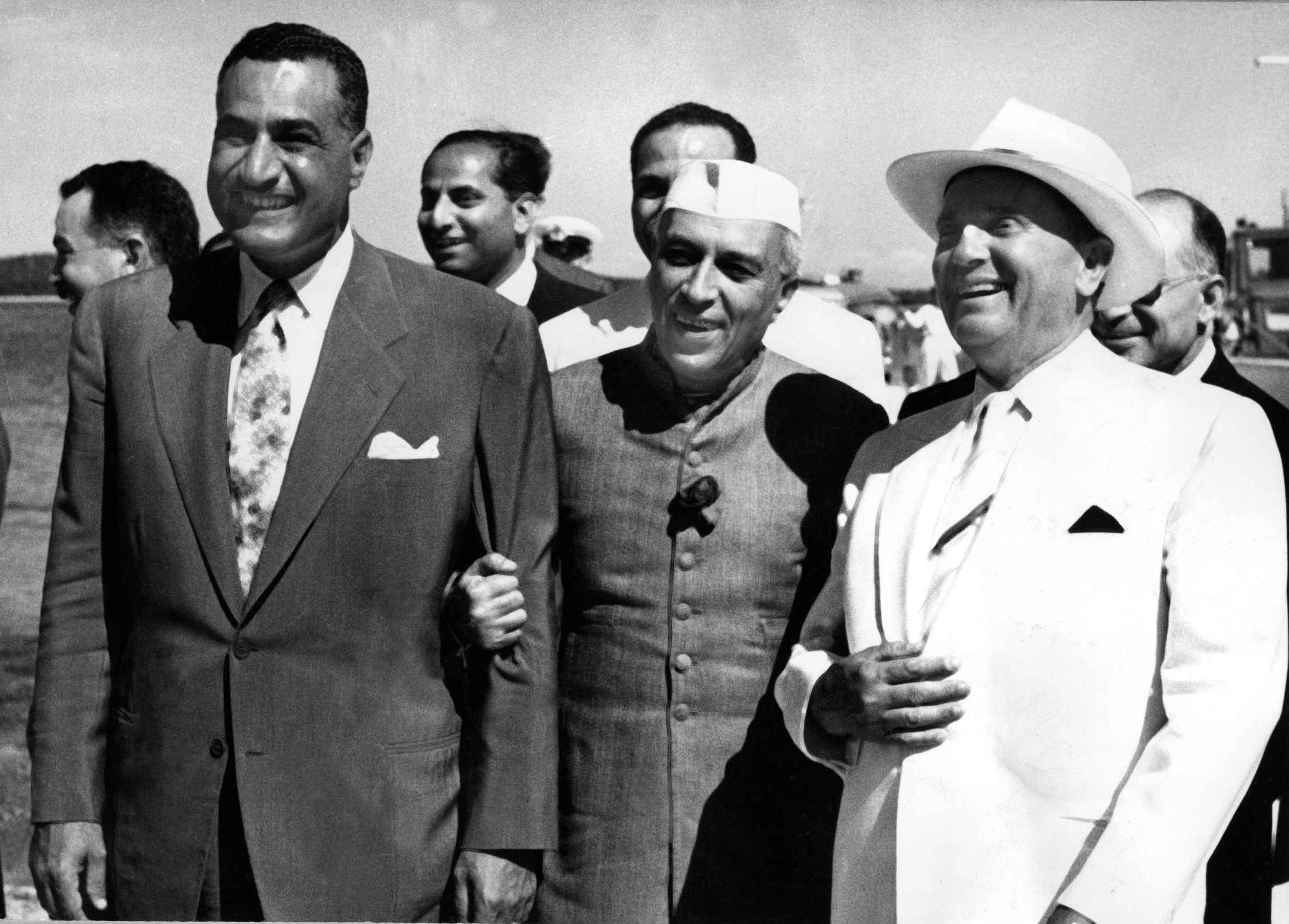 (FILES) In this file photo taken in July 1956 Yugoslav President Marshal Josip Broz, better known as Tito (R, 1892-1980) shares joke with Egyptian President Gamal Abdel Nasser (L) and Indian Prime Minister Jawaharlal Nehru (C) at Brioni Island during a Non-Aligned Movement summit. - Josip Broz Tito, who died 40 years ago at the age of 88, was both revered and feared as the lifelong leader of former Yugoslavia, a country that later unravelled without his unifying presence. (Photo by - / AFP)