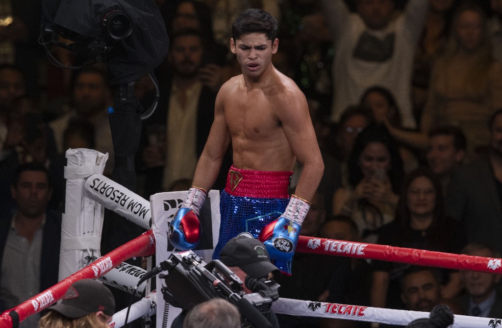 (L-R),  Ryan GARCIA (USA) vs Romero DUNO (USA) during the CO-MAIN EVENT - VACANT WBC SILVER - NABO LIGHTWEIGHT TITTLES - 12 ROUNDS Box fight, at MGM Grand Garden Arena, on November 02, 2019.

<br><br>

(I-D), Ryan GARCIA (USA) vs Romero DUNO (USA) durante la pelea de Box  CO-MAIN EVENT - VACANT WBC SILVER - NABO LIGHTWEIGHT TITTLES - 12 ROUNDS , en MGM Grand Garden Arena, el 02 de Noviembre de 2019.