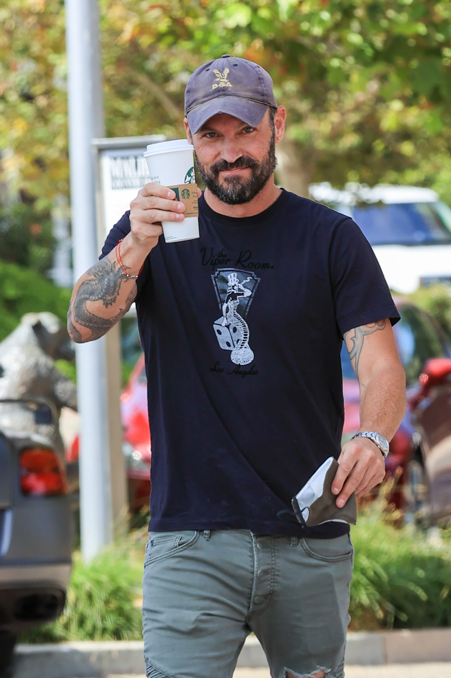 EXCLUSIVE: Brian Austin Green is in a cheery mood grabbing his morning coffee from Starbucks in Malibu.
15 Jul 2020,Image: 543418981, License: Rights-managed, Restrictions: World Rights, Model Release: no, Credit line: Rachpoot/MEGA / The Mega Agency / Profimedia