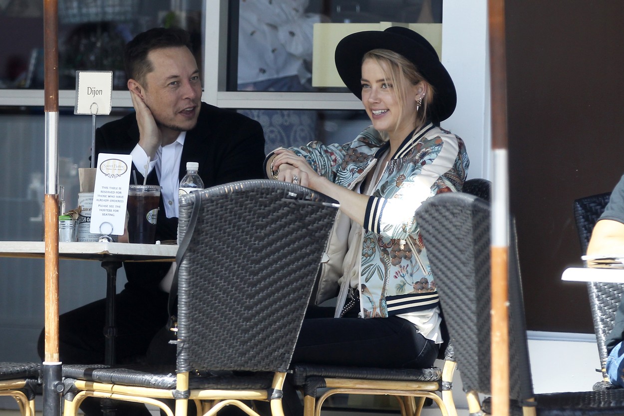166179, EXCLUSIVE: Elon Musk and Amber Heard spotted going for lunch at Sweet Butter restaurant in Sherman Oaks. Elon and Amber looked really happy as they enjoyed breakfast on a outside patio for about an hour. Los Angeles, California - Friday June 9, 2017.,Image: 336205387, License: Rights-managed, Restrictions: , Model Release: no, Credit line: Sam Sharma, PacificCoastNews / Pacific coast news / Profimedia