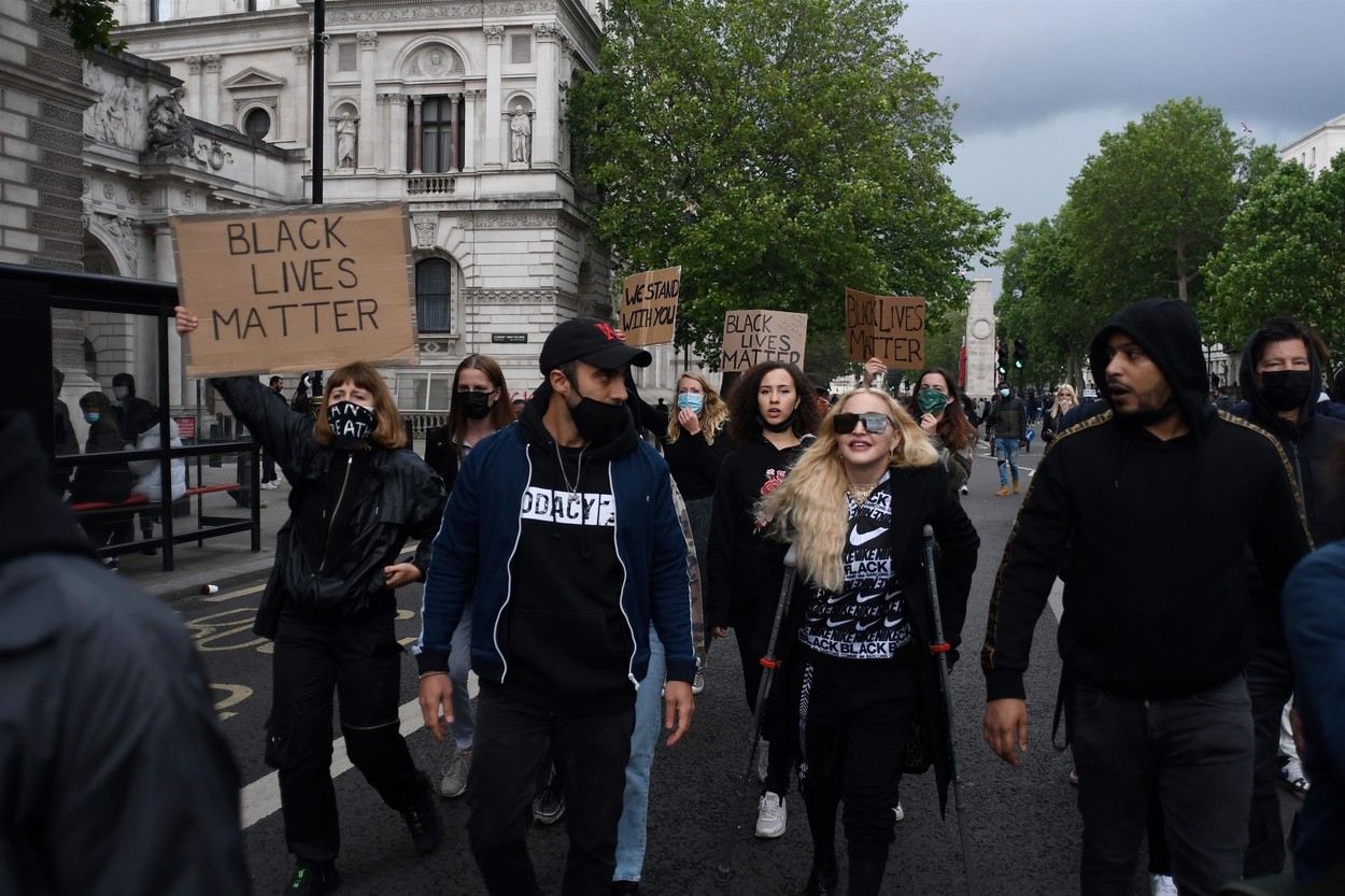 London, UNITED KINGDOM  - Madonna hobbles on crutches and shouts ‘no justice, no peace’ as she leads stars in Black Lives Matter protest in London, England.

BACKGRID USA 6 JUNE 2020,Image: 528025209, License: Rights-managed, Restrictions: , Model Release: no, Credit line: MediaPunch / BACKGRID / Backgrid USA / Profimedia