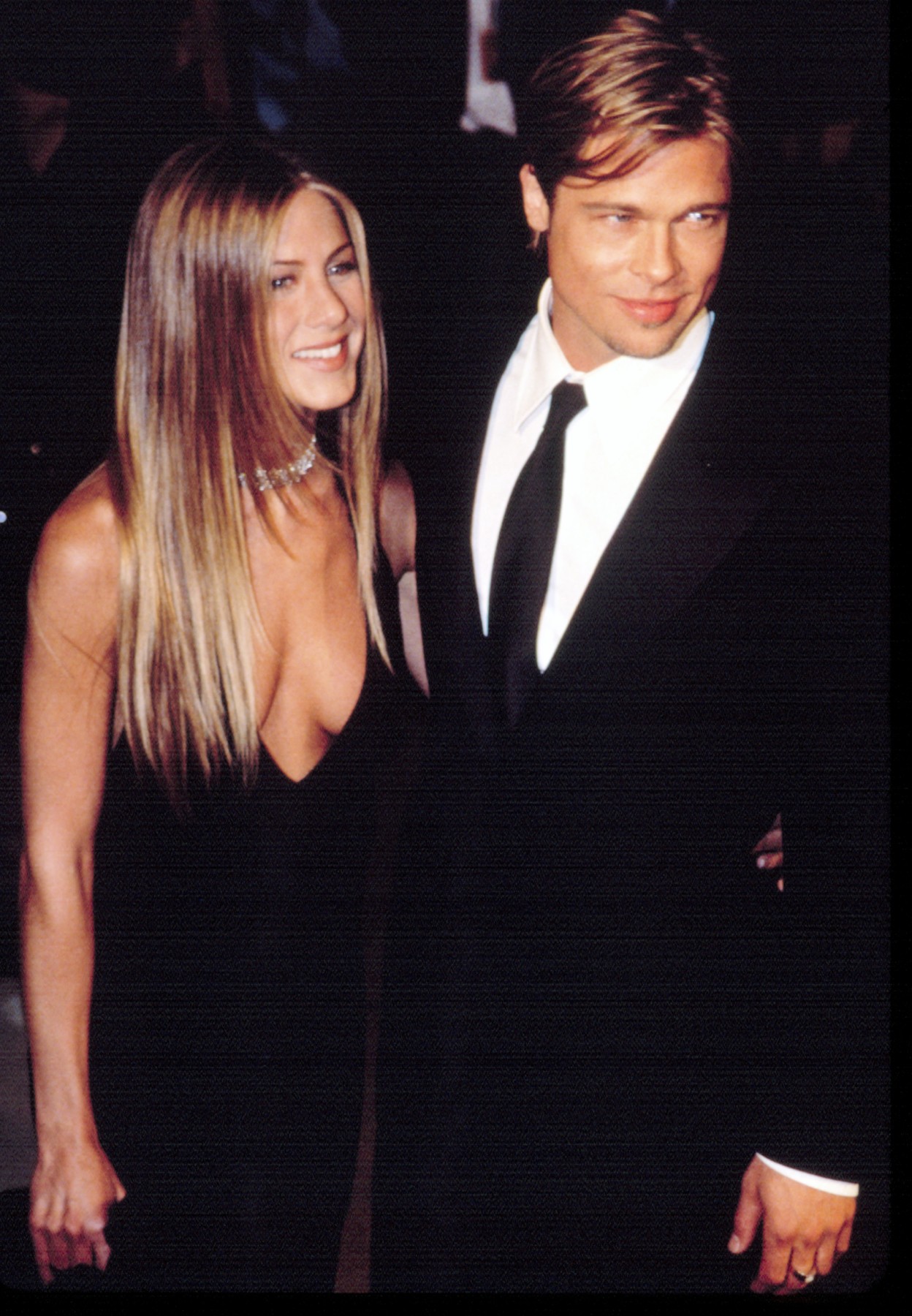 Jennifer Aniston and Brad Pitt, attend the Vanity Fair Party, after the Academy Awards, 3/26/2000.,Image: 98313040, License: Rights-managed, Restrictions: For usage credit please use; Robert Bertoia/Everett Collection, Model Release: no, Credit line: Robert Bertoia Collection / Everett / Profimedia