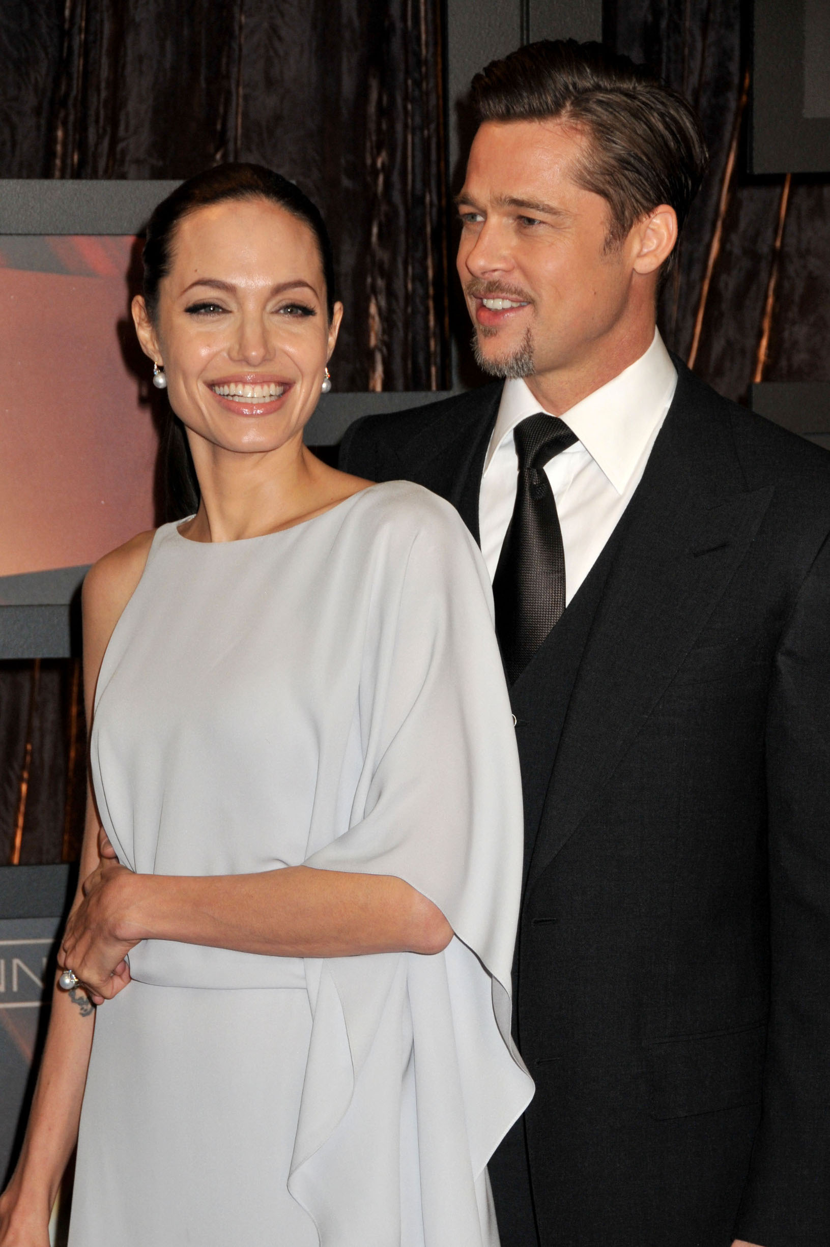 20 September 2016 - Los Angeles, CA - Angelina Jolie Pitt has filed for divorce from Brad Pitt. Jolie Pitt, 41, filed legal docs Monday citing irreconcilable differences. Jolie Pitt requested physical custody of the couple's shared six children Đ Maddox, Pax, Zahara, Shiloh, Vivienne, and Knox Đ asking for Pitt to be granted visitation, citing legal documents. File Photo: 08 January 2009 - Santa Monica, CA - Angelina Jolie and Brad Pitt. 14th Annual Critics Choice Awards at the Santa Monica Civic Auditorium.,Image: 300497953, License: Rights-managed, Restrictions: *** France OUT ***, Model Release: no, Credit line: Admedia, Inc / ddp USA / Profimedia