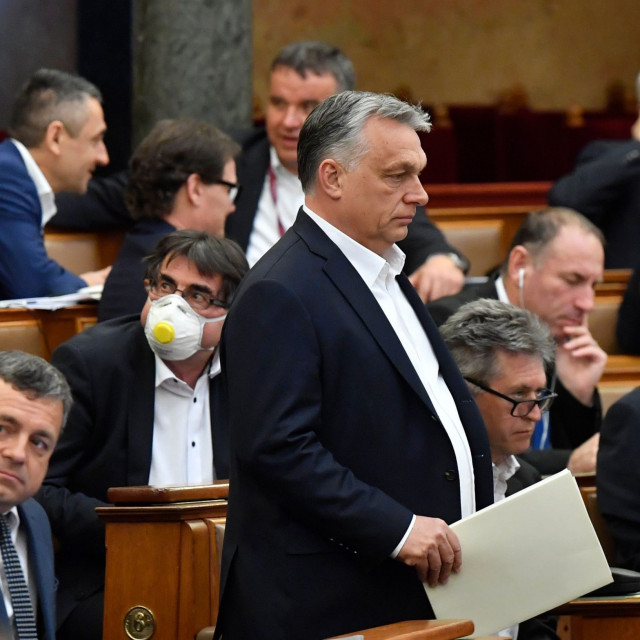 Mađarski premijer Viktor Orban doživio je novi težak pravosudni poraz u trenutku kad 13 zemalja članica EU napada njegove diktatorske ovlasti 