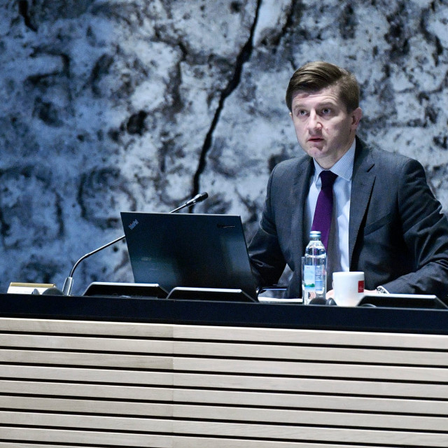 Na video sastanku sudjeluje i ministar financija Zdravko Marić 