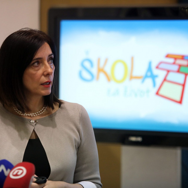 Blaženka Divjak, Minister of Education 