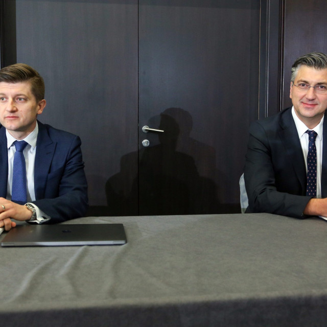 Finance minister Zdravko Maric and PM Andrej Plenkovic