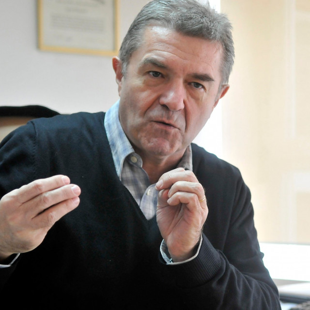 Igor Dekanić, naftni stručnjak