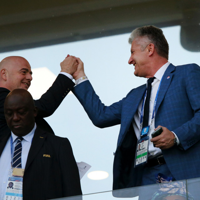 Davor Šuker i predsjednik FIFE Gianni Infantino