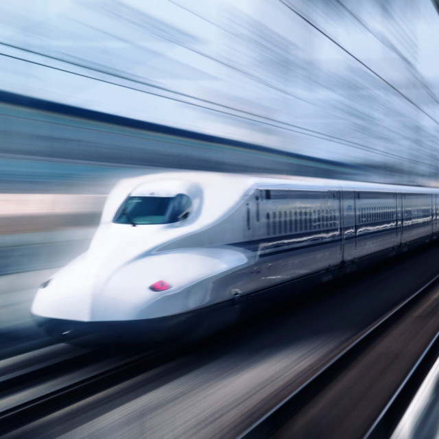 Japanski brzi vlak Shinkansen N700 Nozomi