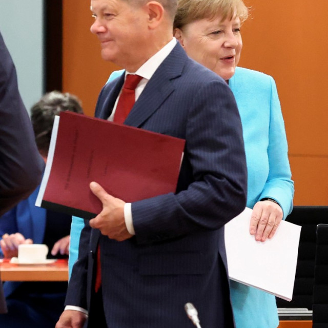  Angela Merkel i Olaf Scholz