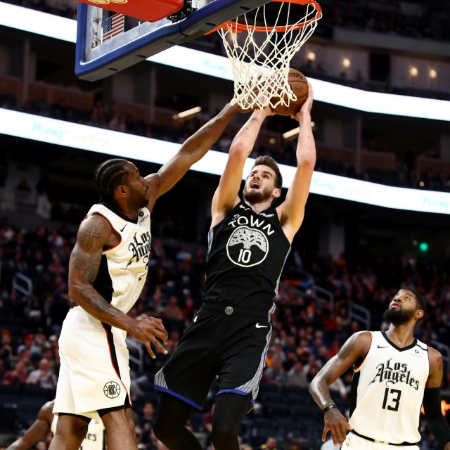 Dragan Bender u dresu Warriorsa