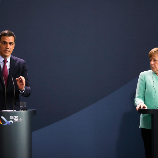 Španjolski premijer Pedro Sanchez i njemačka kancelarka Angela Merkel