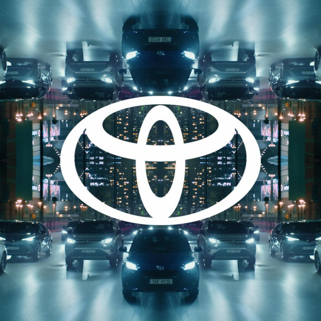 Toyota novi logo