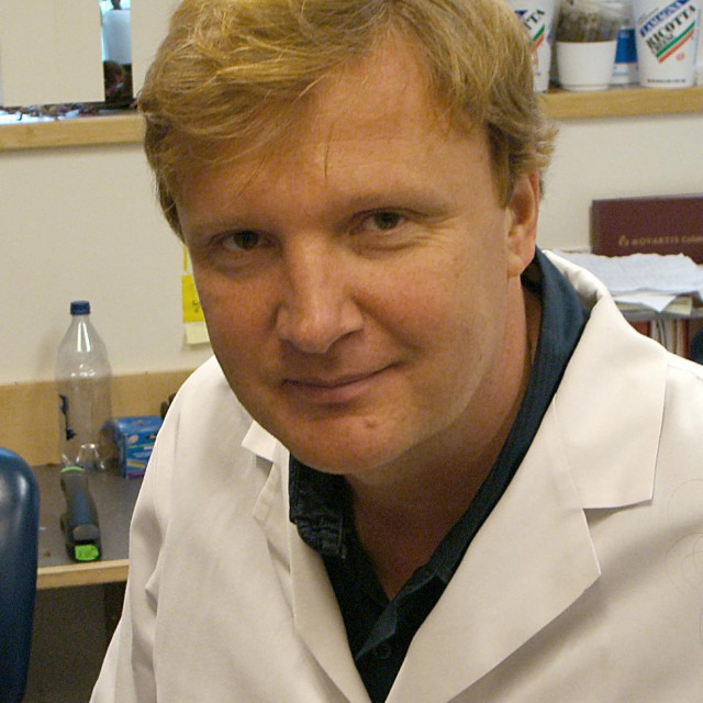 dr. Dimitri Krainc