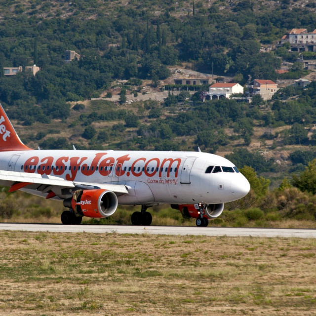 avion EasyJeta u Dubrovniku