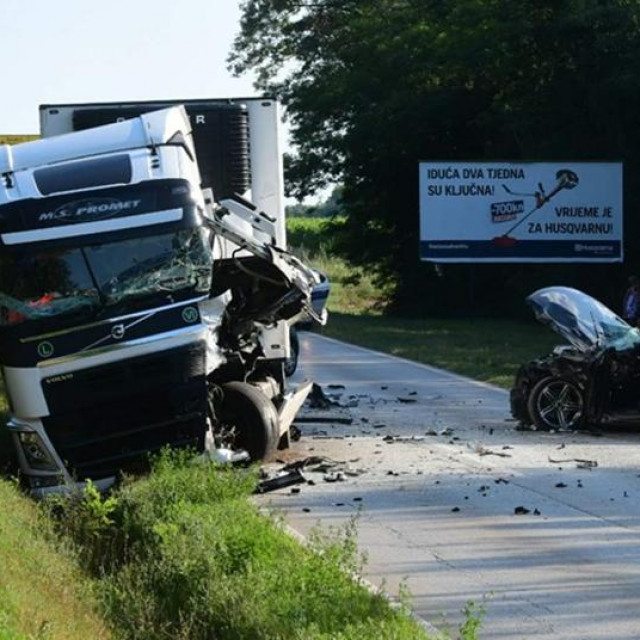 Prometna nesreća na državnoj cesti 75 Poreč - Tar