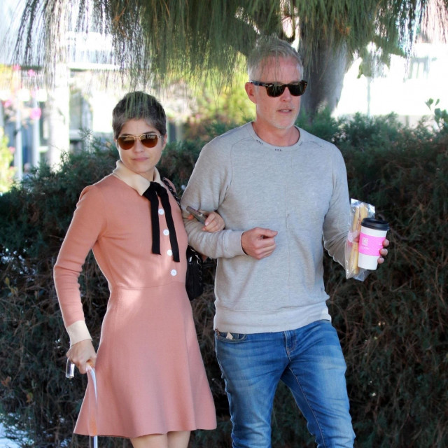 Studio City, CA - Selma Blair and Ron Carlson walk arm in arm and share a kiss as they head out after lunch at Joan&#39;s on Third in Studio City.<br />
<br />
BACKGRID USA 20 FEBRUARY 2020,Image: 499920706, License: Rights-managed, Restrictions:, Model Release: no, Credit line: Phamous/BACKGRID/Backgrid USA/Profimedia